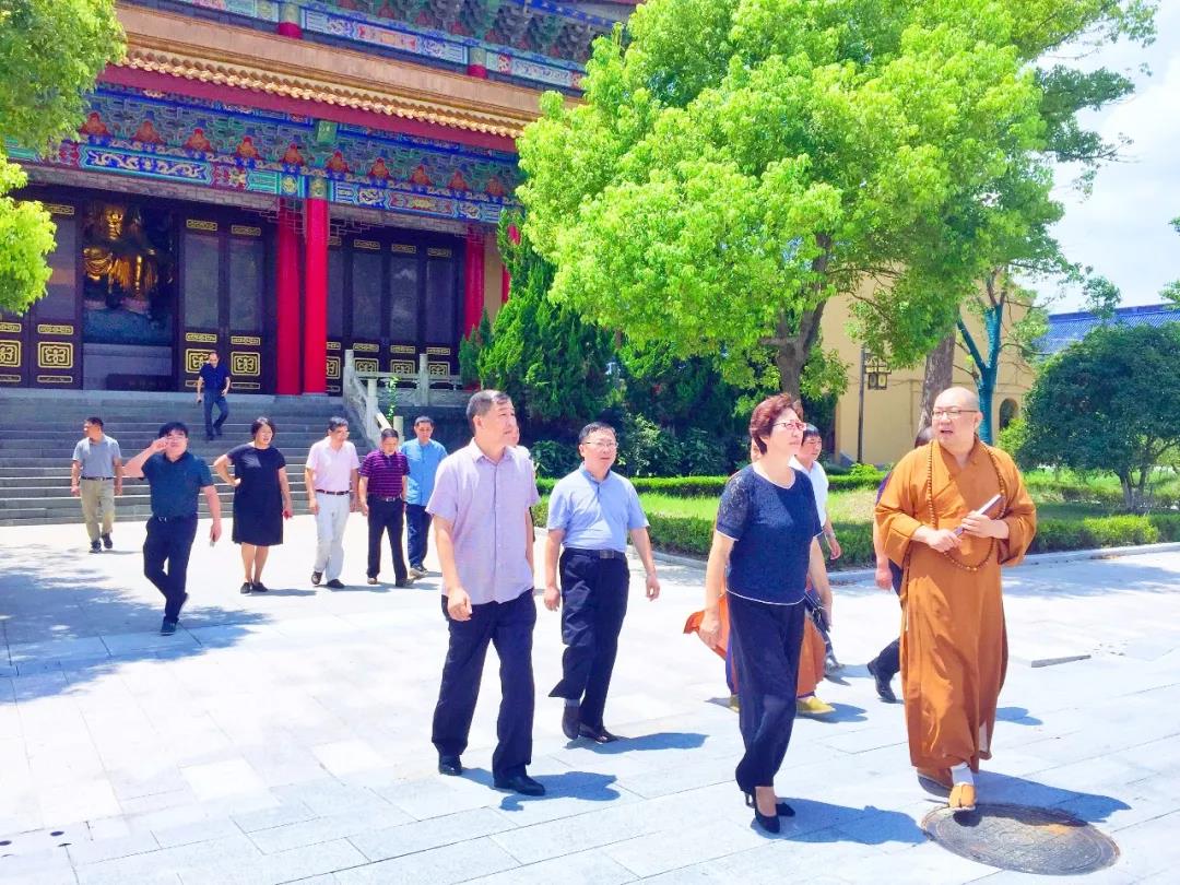 通州区政协领导到南山寺调研宗教场所建设情况