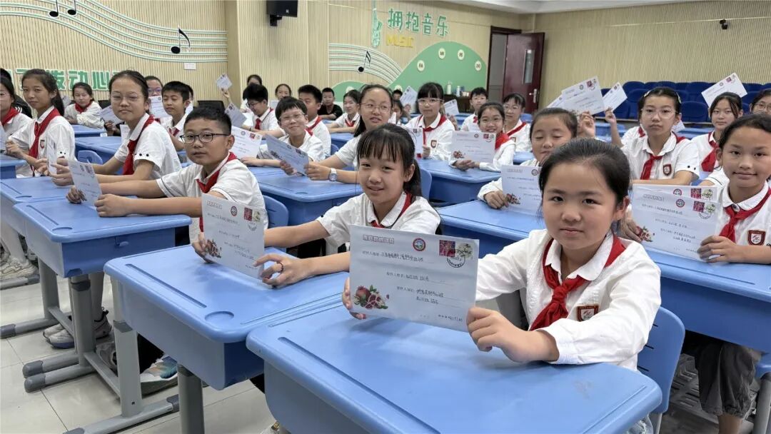 微信图片_2025-11-06_154018_756.jpg 微信图片_2025-11-06_154018_756.jpg